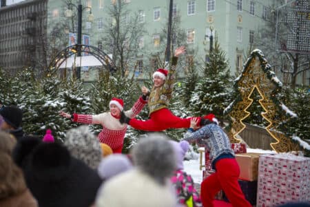Näkkärin Lasten lauantai, Sirkus Kolmen Kopla: Pakettipaniikki - tapahtuman kuva