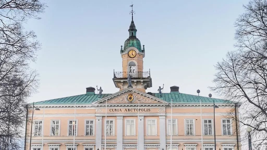 Opastettu kierros: Porin raatihuone - Engelin helmi - tapahtuman kuva