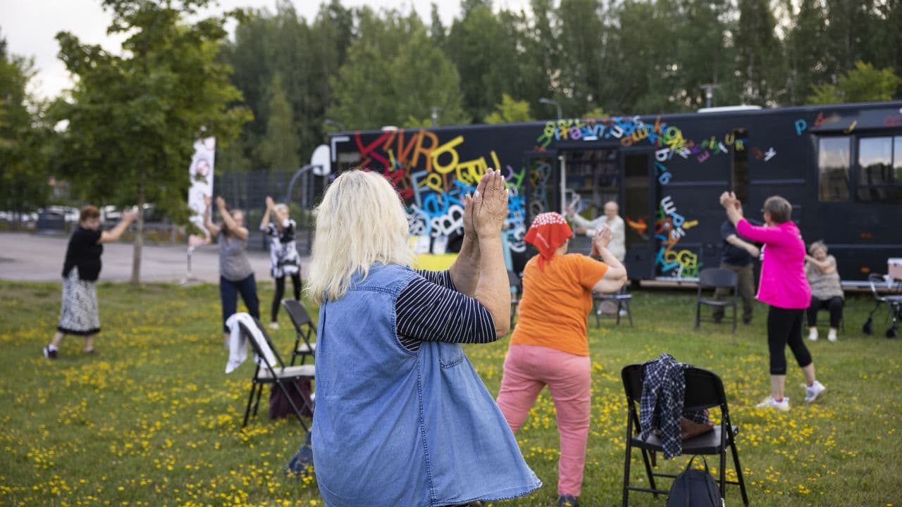 Senioripaku Välkky ja Elotanssit Hanikassa - tapahtuman kuva